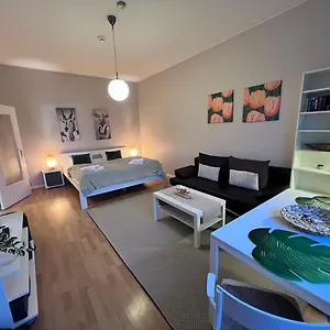 & Boardinghouse Friedrichshain-kreuzberg Apartament Berlin