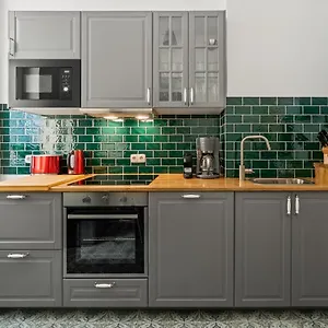 The Tieckstr Loft For Up To 7 People With 2 Bathrooms Germany